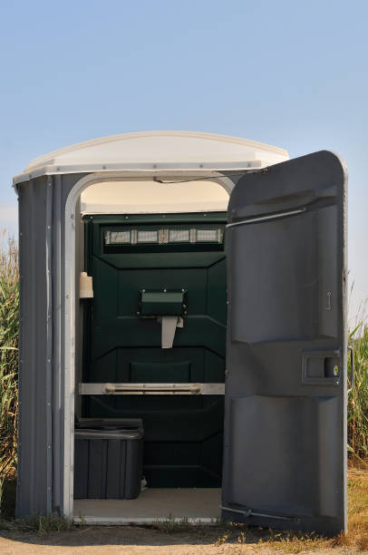 Best Portable toilet rental cost  in Renville, MN